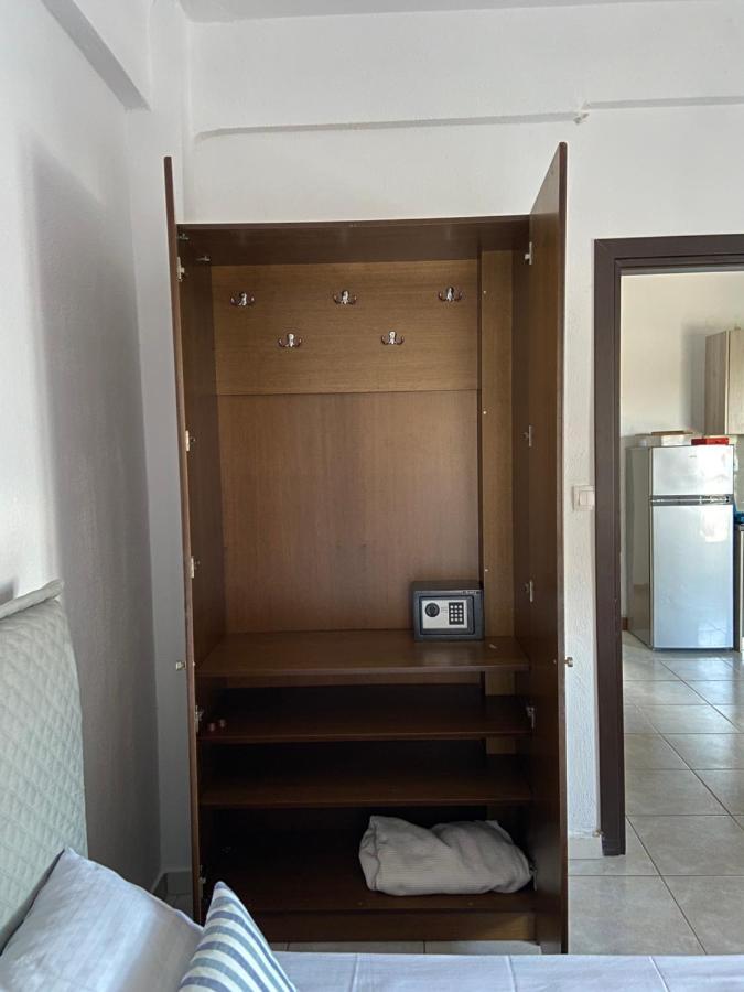 דירות פלוגיטה Efi'S House מראה חיצוני תמונה