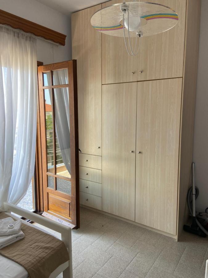 דירות פלוגיטה Efi'S House מראה חיצוני תמונה